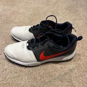 Men’s size 11.5 Nike spikeless golf shoes